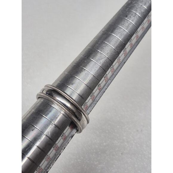 sterling silver plain band ring Size 8 - Picture 3 of 3